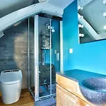 Le Marais Superb Terrace Free Netflix Apartment Paris